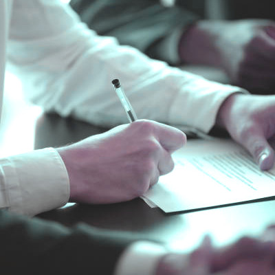 Business licensing and registration support in the UAE